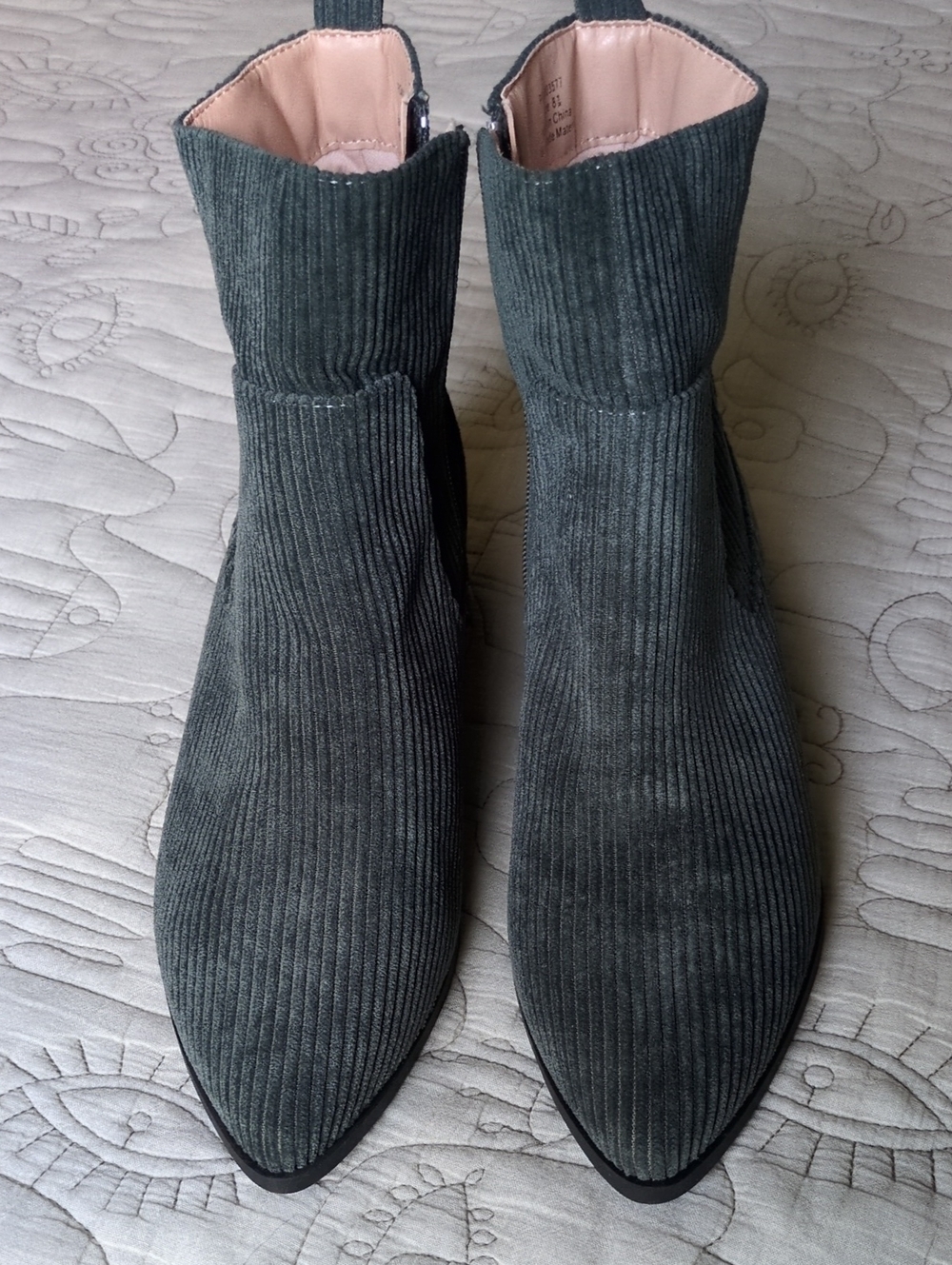 Vegan Women's Pointed Toe Corduroy  Ankle Boots - Forest Green - Size 8.5